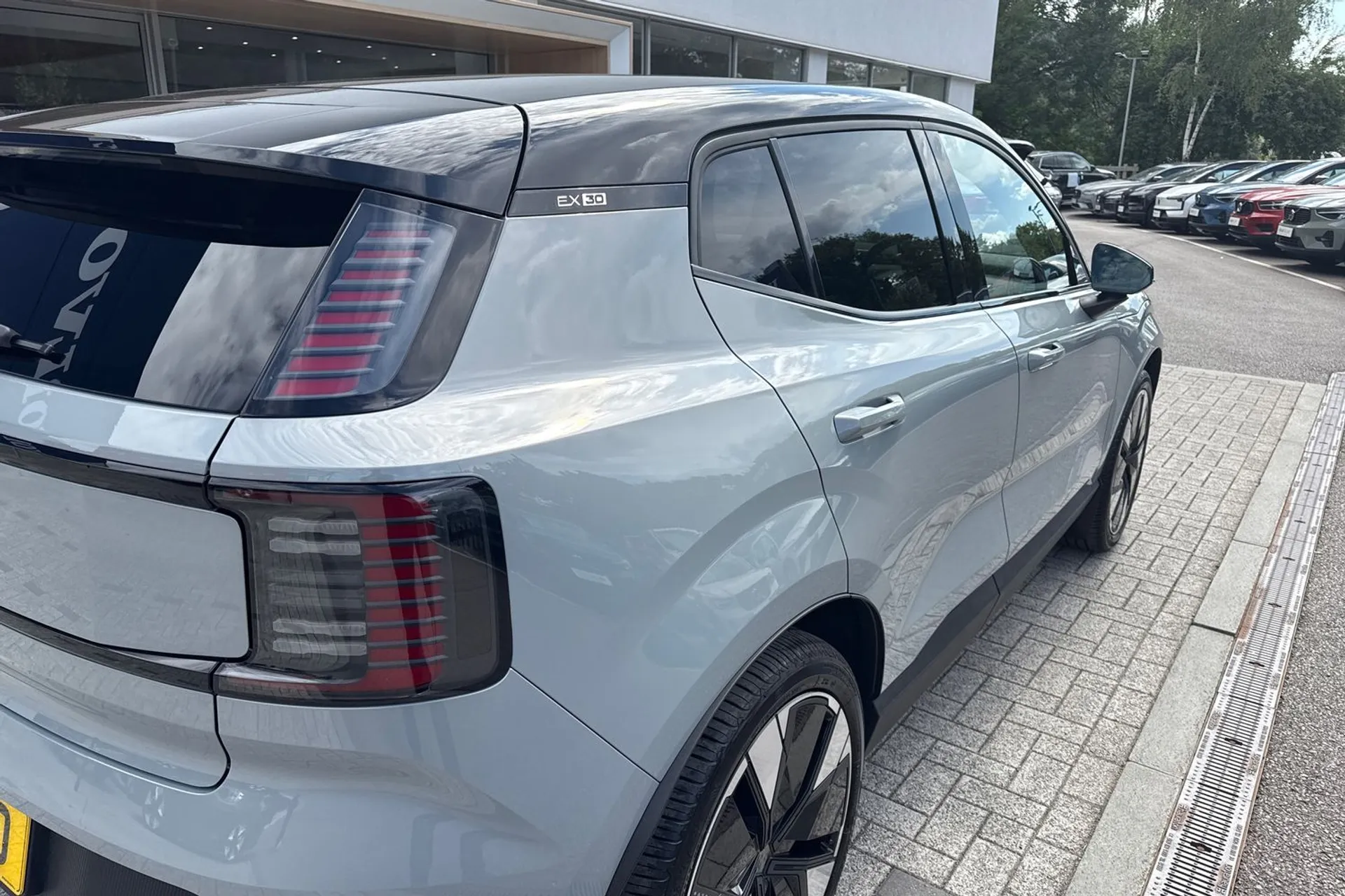 Volvo EX30 thumbnail image number 14