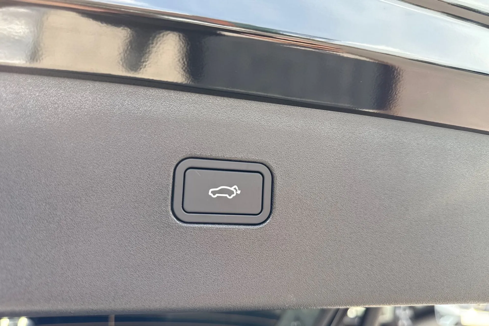 Volvo EX30 thumbnail image number 20