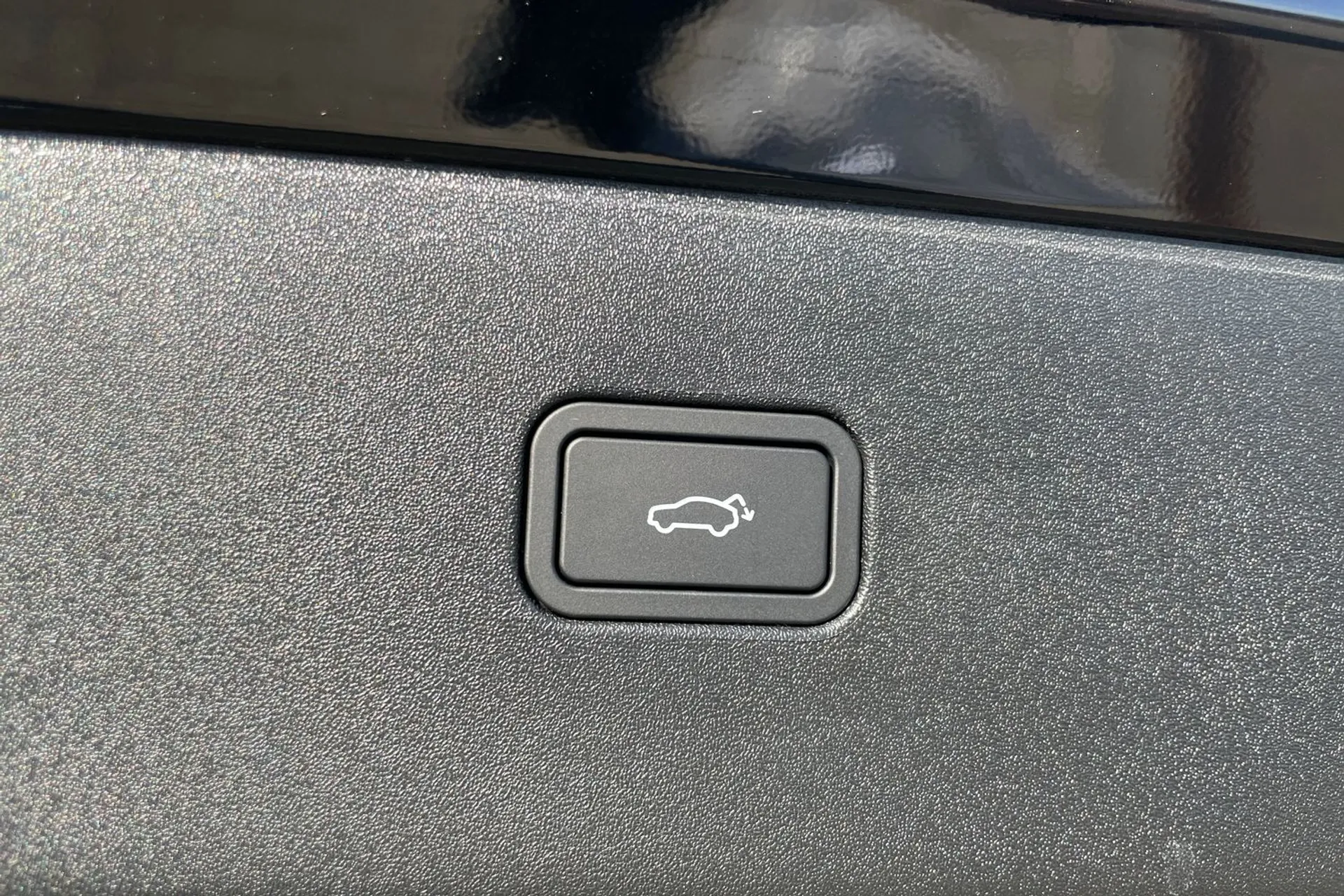 Volvo EX30 thumbnail image number 20