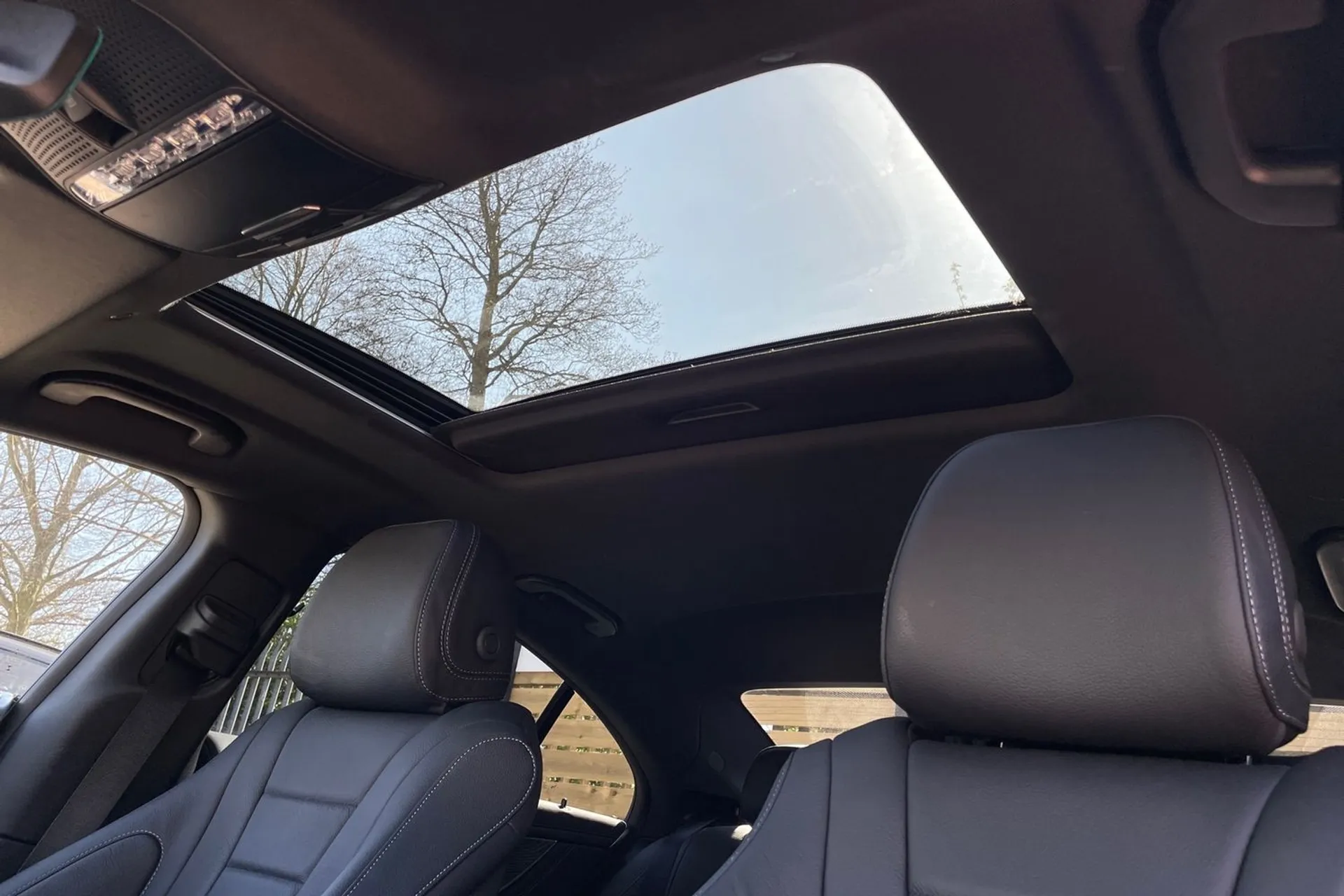 MERCEDES-BENZ CLS thumbnail image number 30