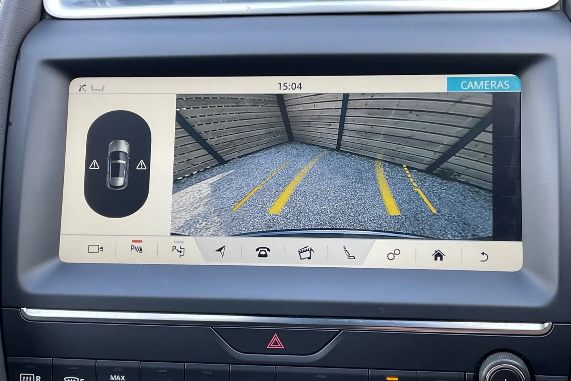 Jaguar E-PACE thumbnail image number 5