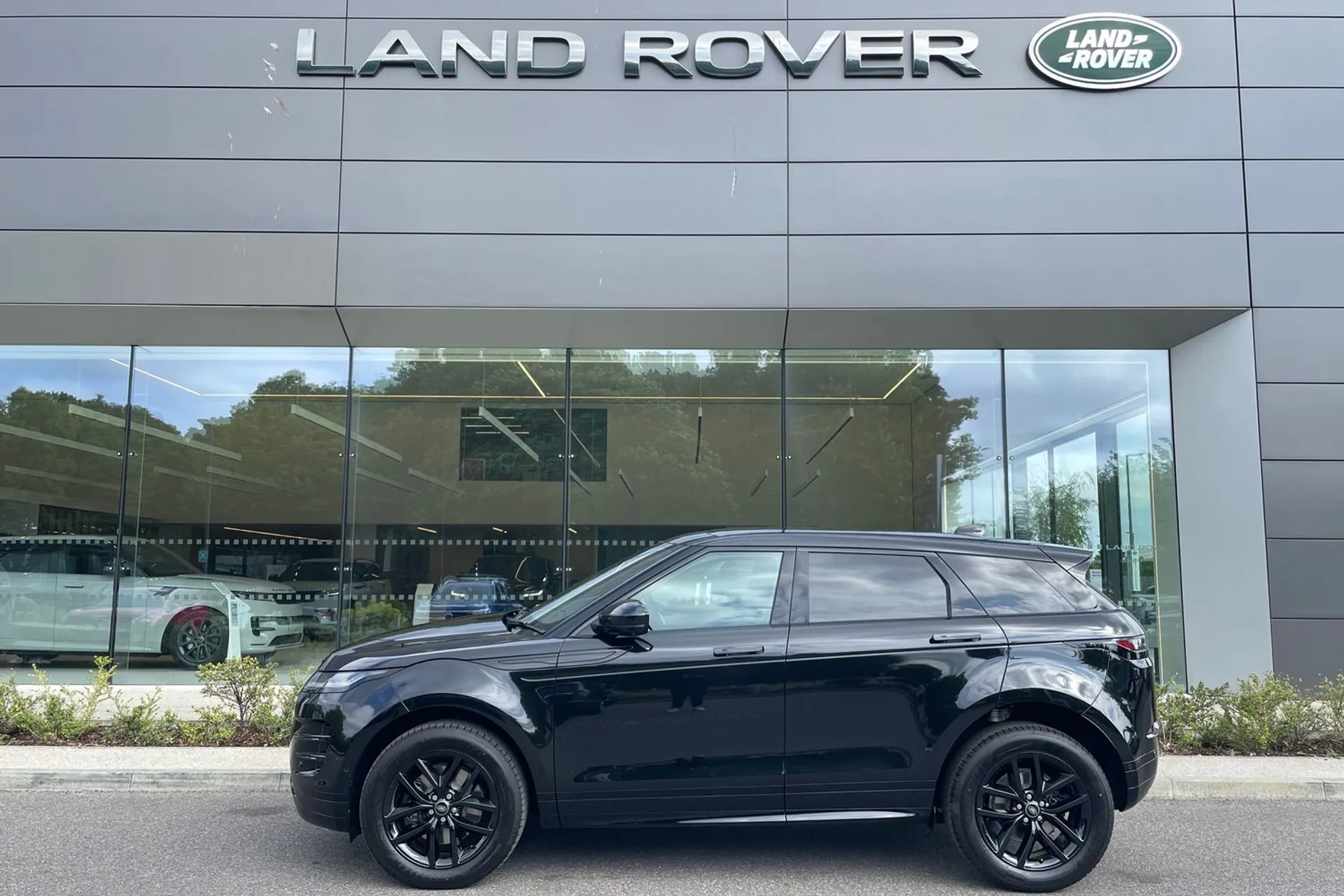 LAND ROVER RANGE ROVER EVOQUE thumbnail image number 12