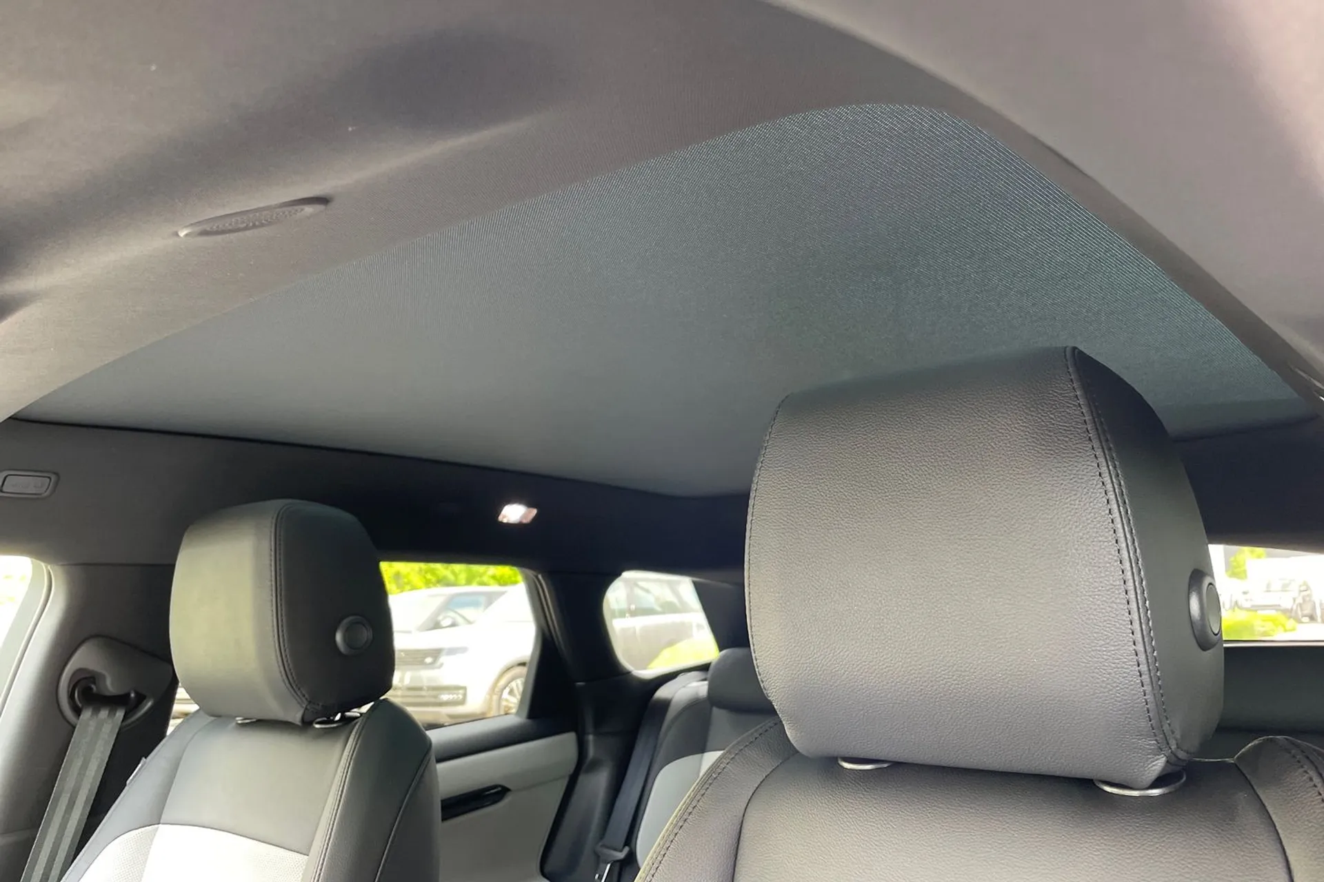 LAND ROVER RANGE ROVER EVOQUE thumbnail image number 6