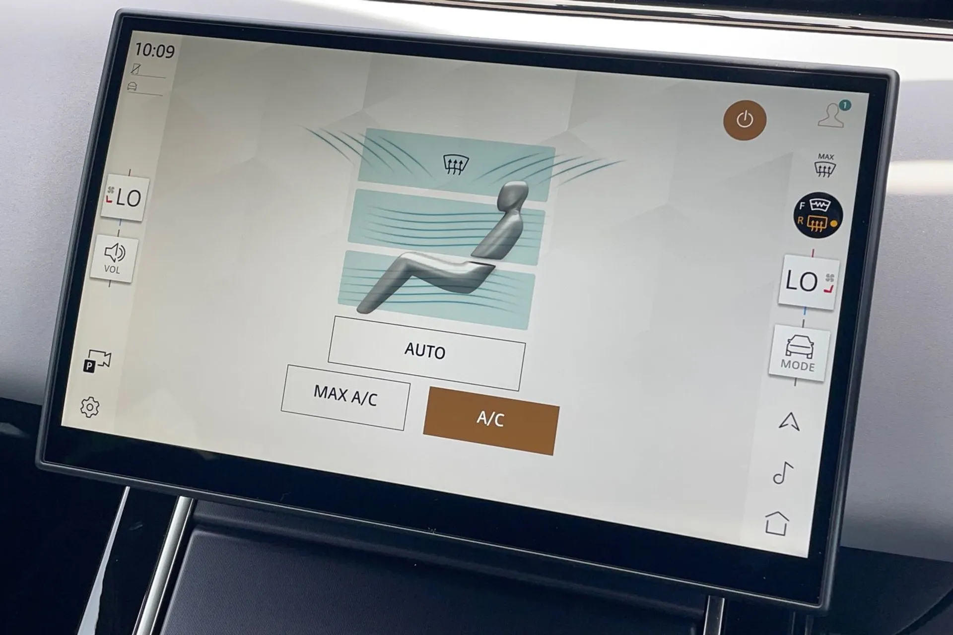 LAND ROVER RANGE ROVER EVOQUE thumbnail image number 32