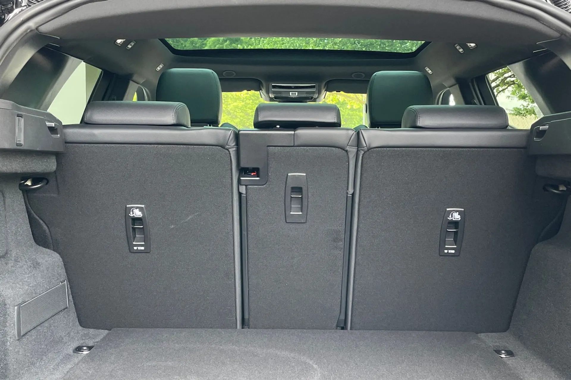 LAND ROVER RANGE ROVER EVOQUE thumbnail image number 41