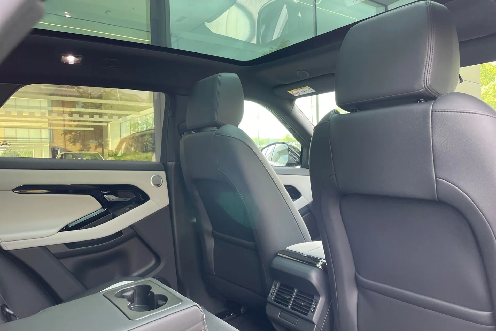 LAND ROVER RANGE ROVER EVOQUE thumbnail image number 45