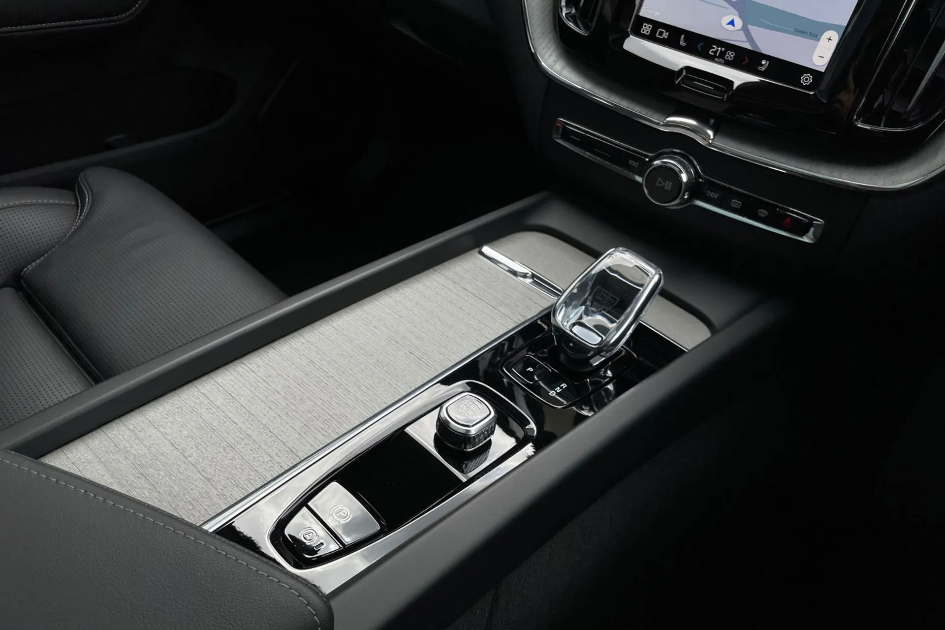 Volvo XC60 thumbnail image number 44