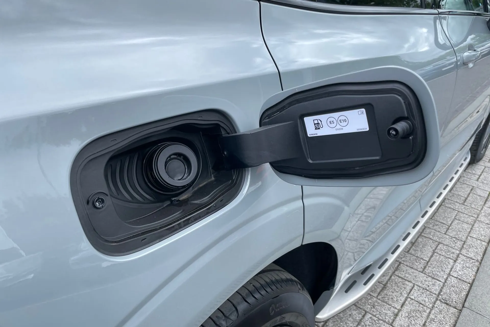 Volvo XC60 thumbnail image number 18