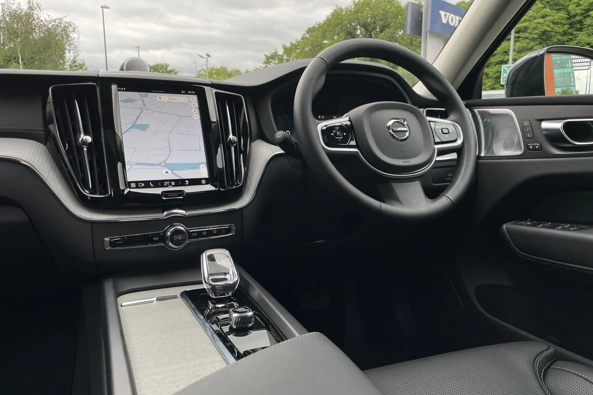Volvo XC60 thumbnail image number 34