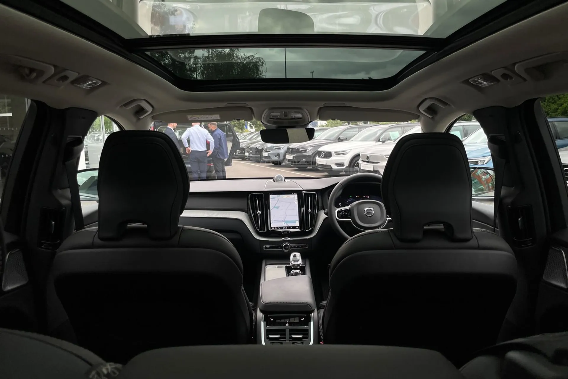 Volvo XC60 thumbnail image number 21