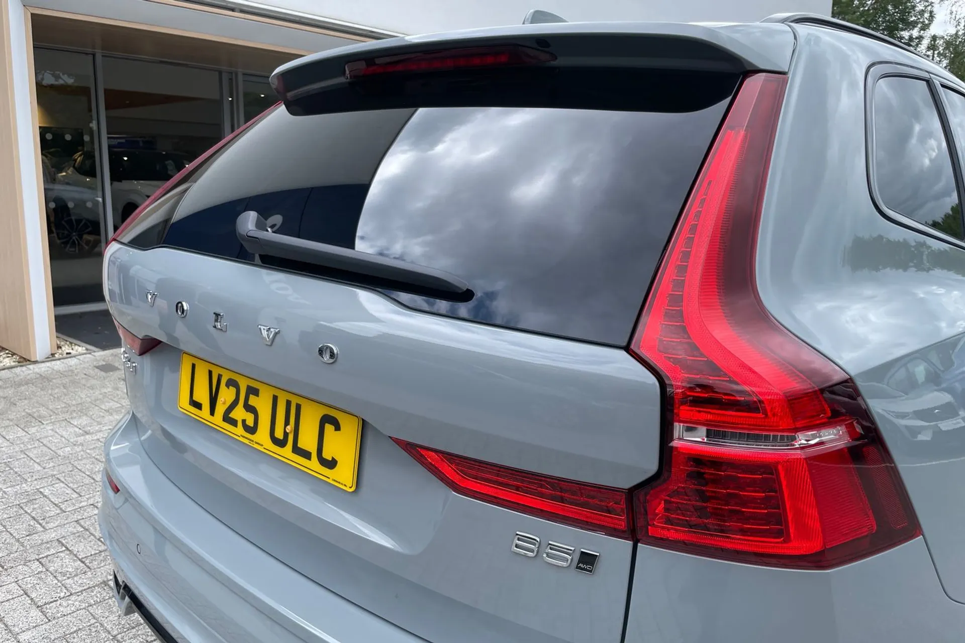 Volvo XC60 thumbnail image number 15