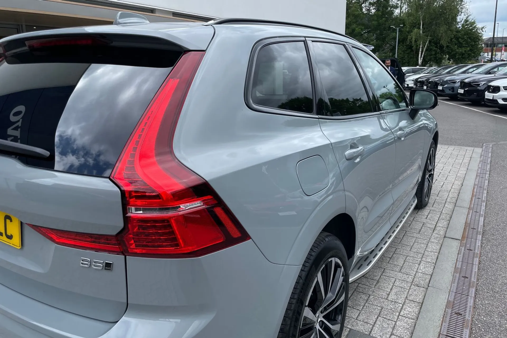 Volvo XC60 thumbnail image number 14