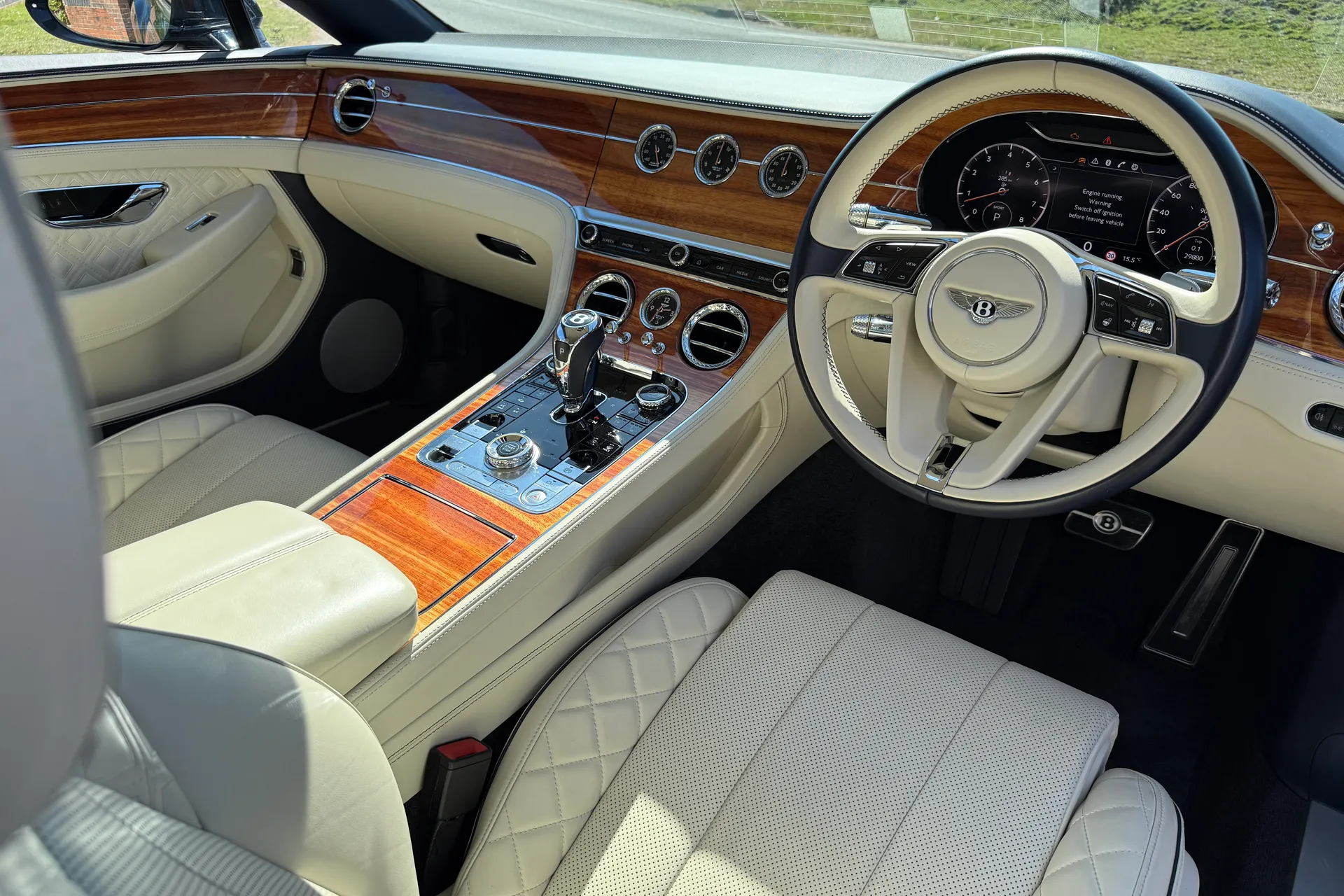 Bentley CONTINENTAL GT thumbnail image number 21