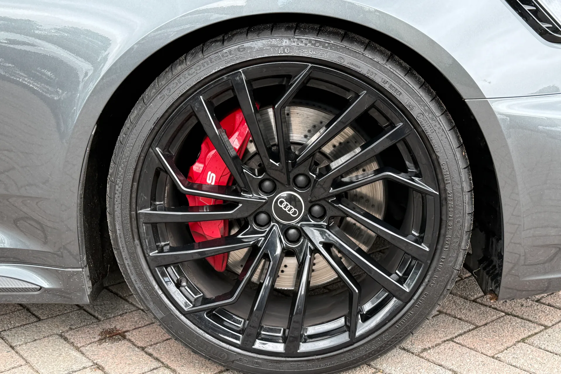 Audi RS4 thumbnail image number 52