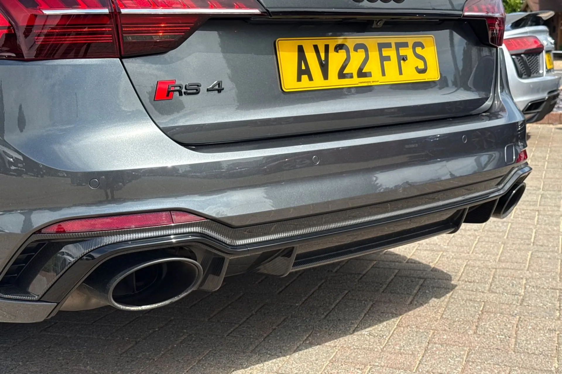 Audi RS4 thumbnail image number 48