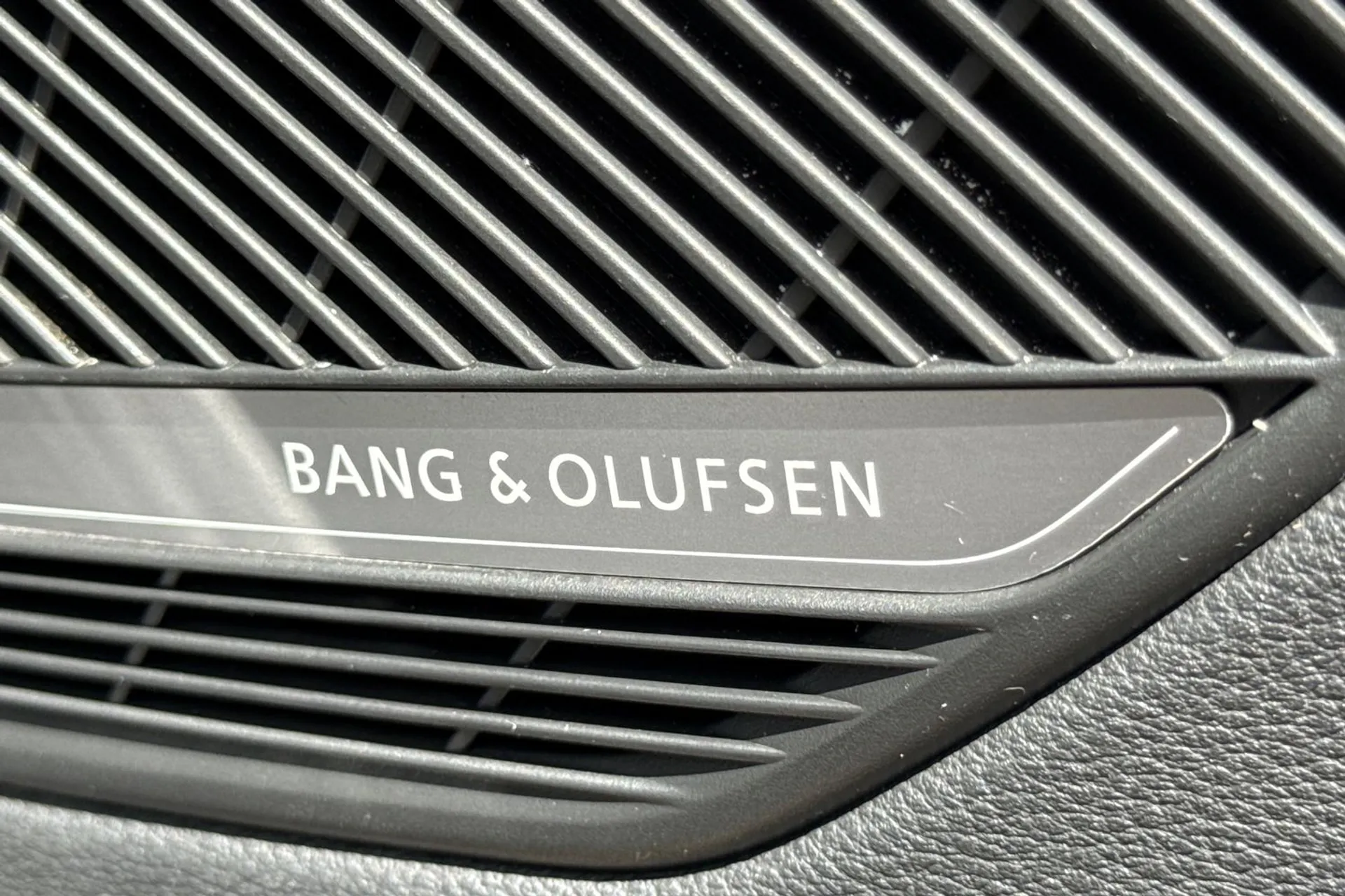 Audi RS4 thumbnail image number 18