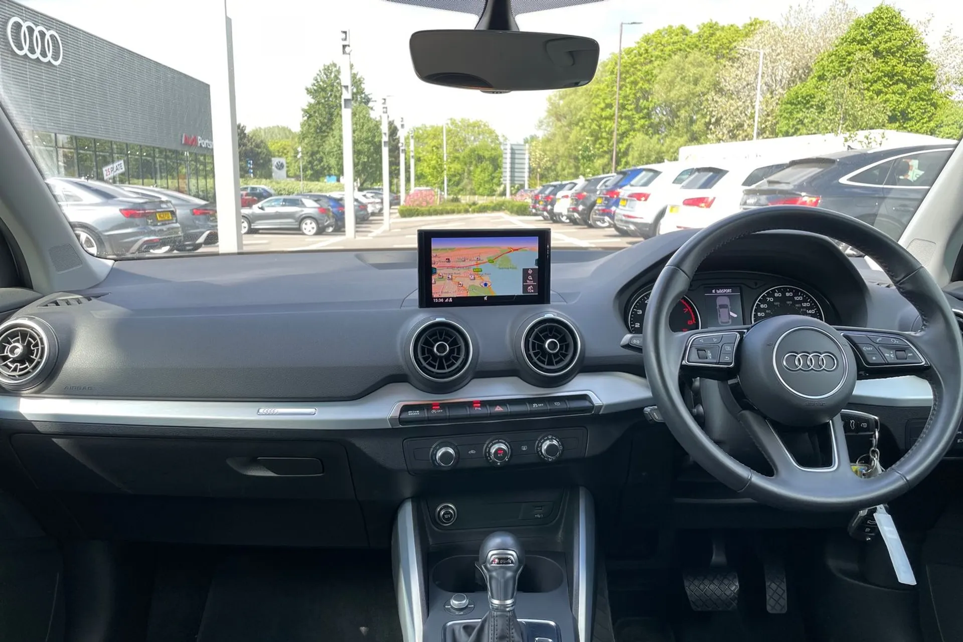 Audi Q2 thumbnail image number 3
