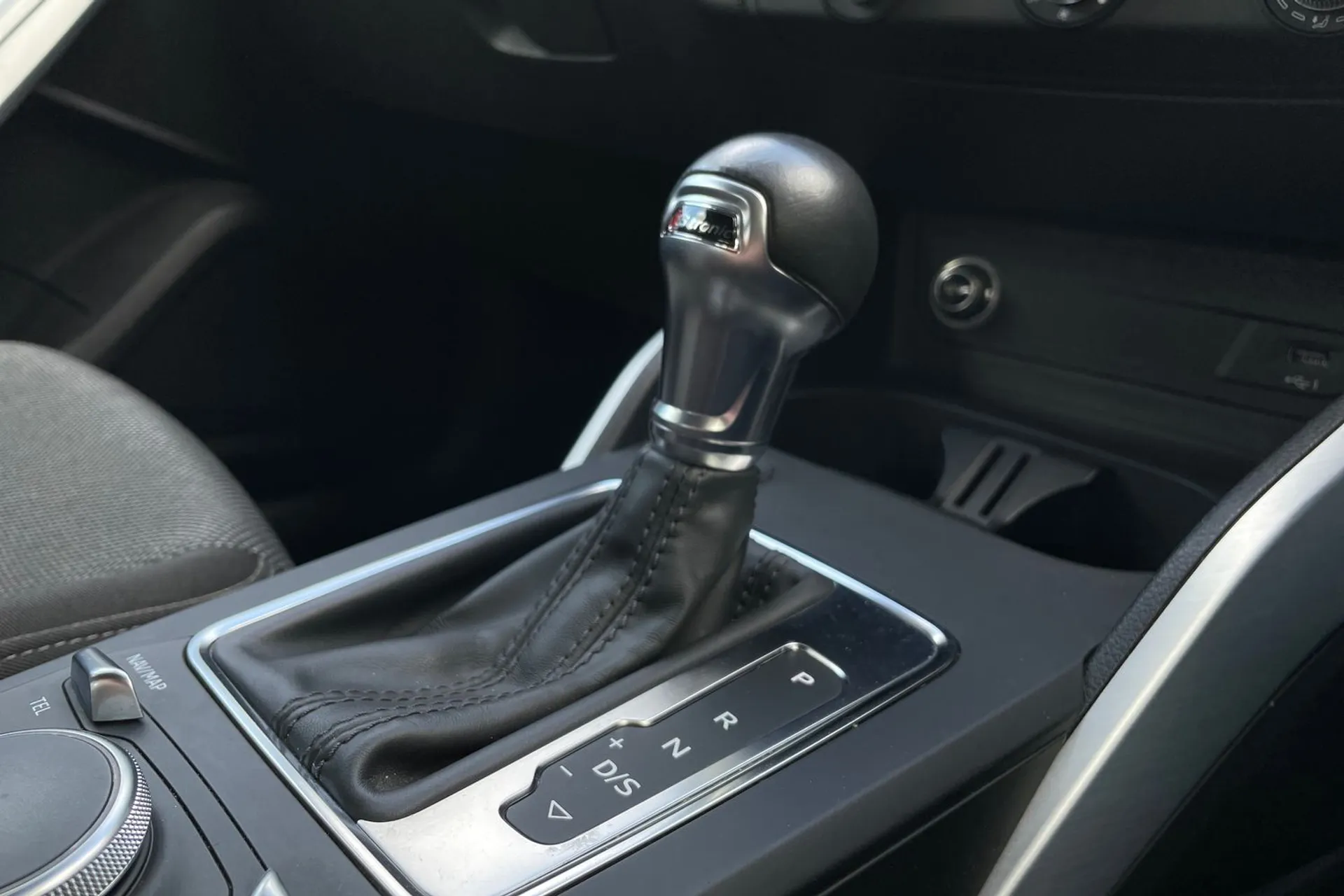 Audi Q2 thumbnail image number 34