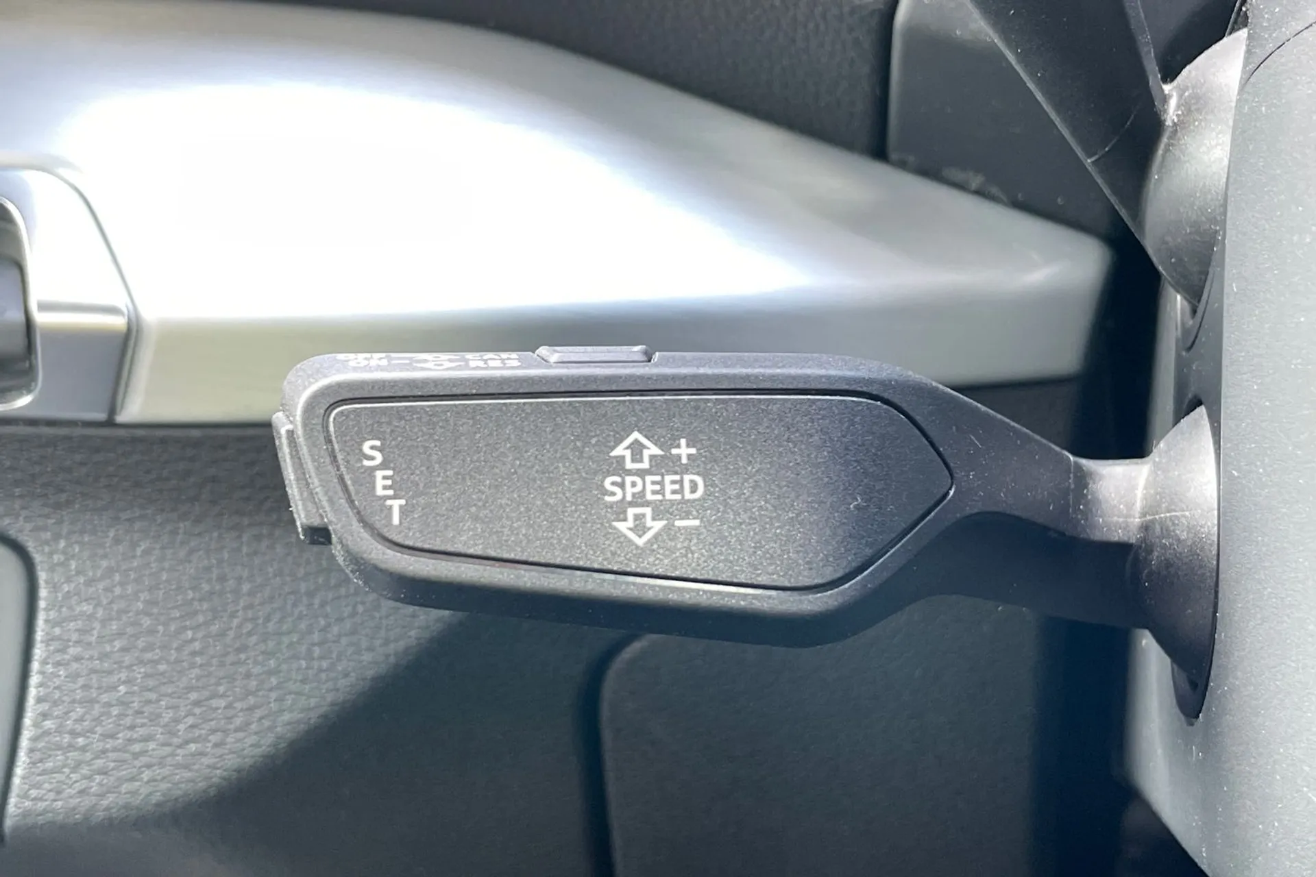 Audi Q2 thumbnail image number 49