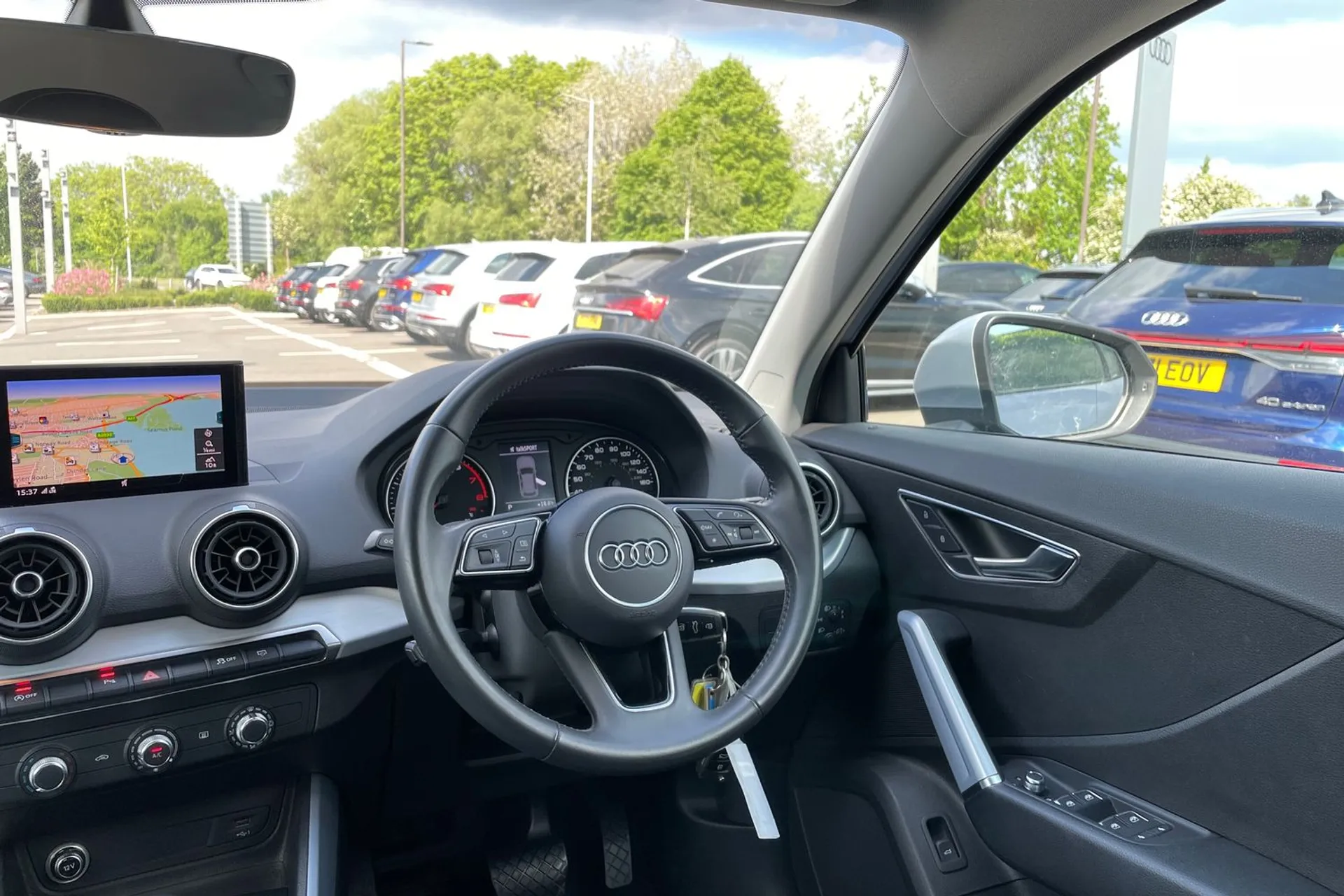 Audi Q2 thumbnail image number 37