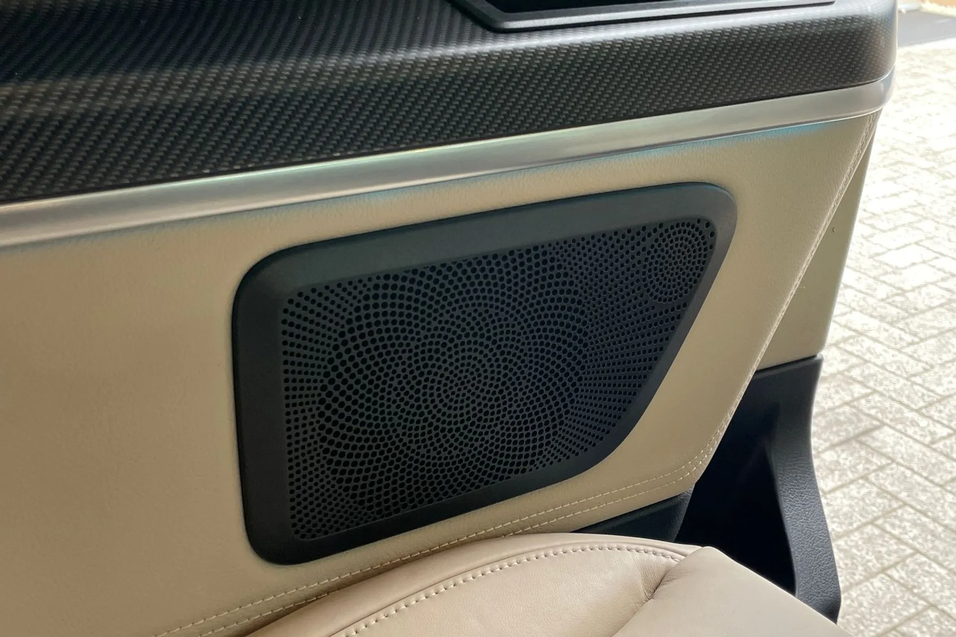MERCEDES-BENZ V CLASS thumbnail image number 35