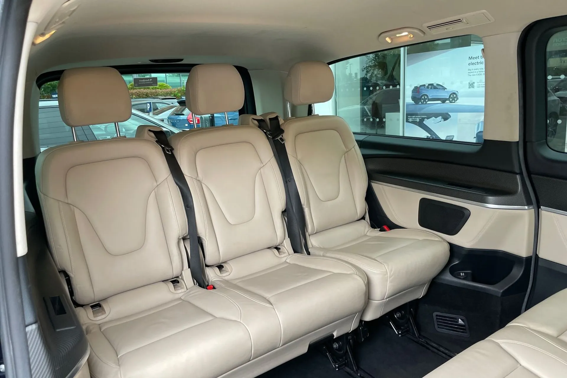 MERCEDES-BENZ V CLASS thumbnail image number 31