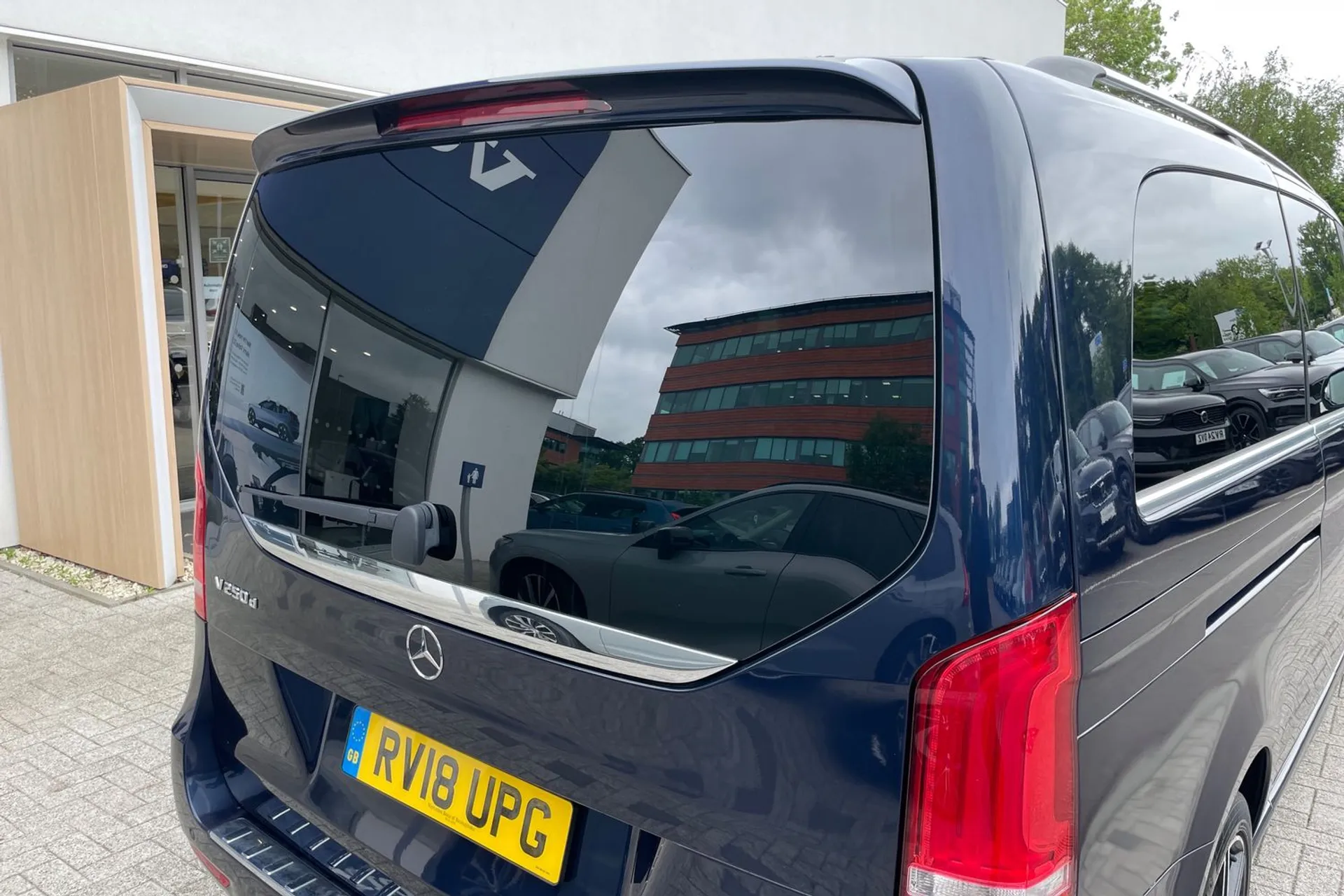 MERCEDES-BENZ V CLASS thumbnail image number 15