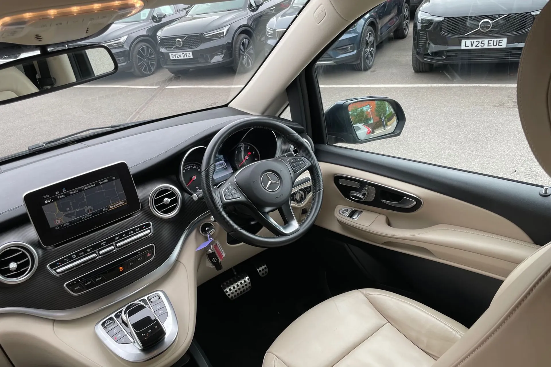 MERCEDES-BENZ V CLASS thumbnail image number 37