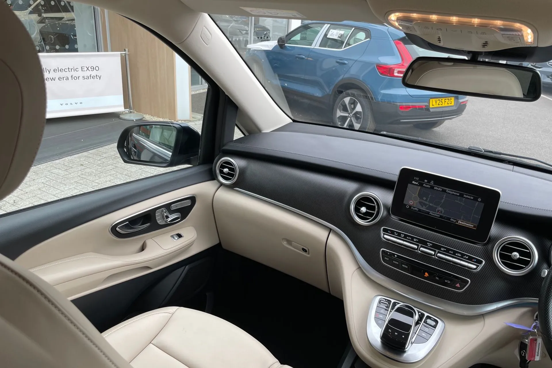 MERCEDES-BENZ V CLASS thumbnail image number 36