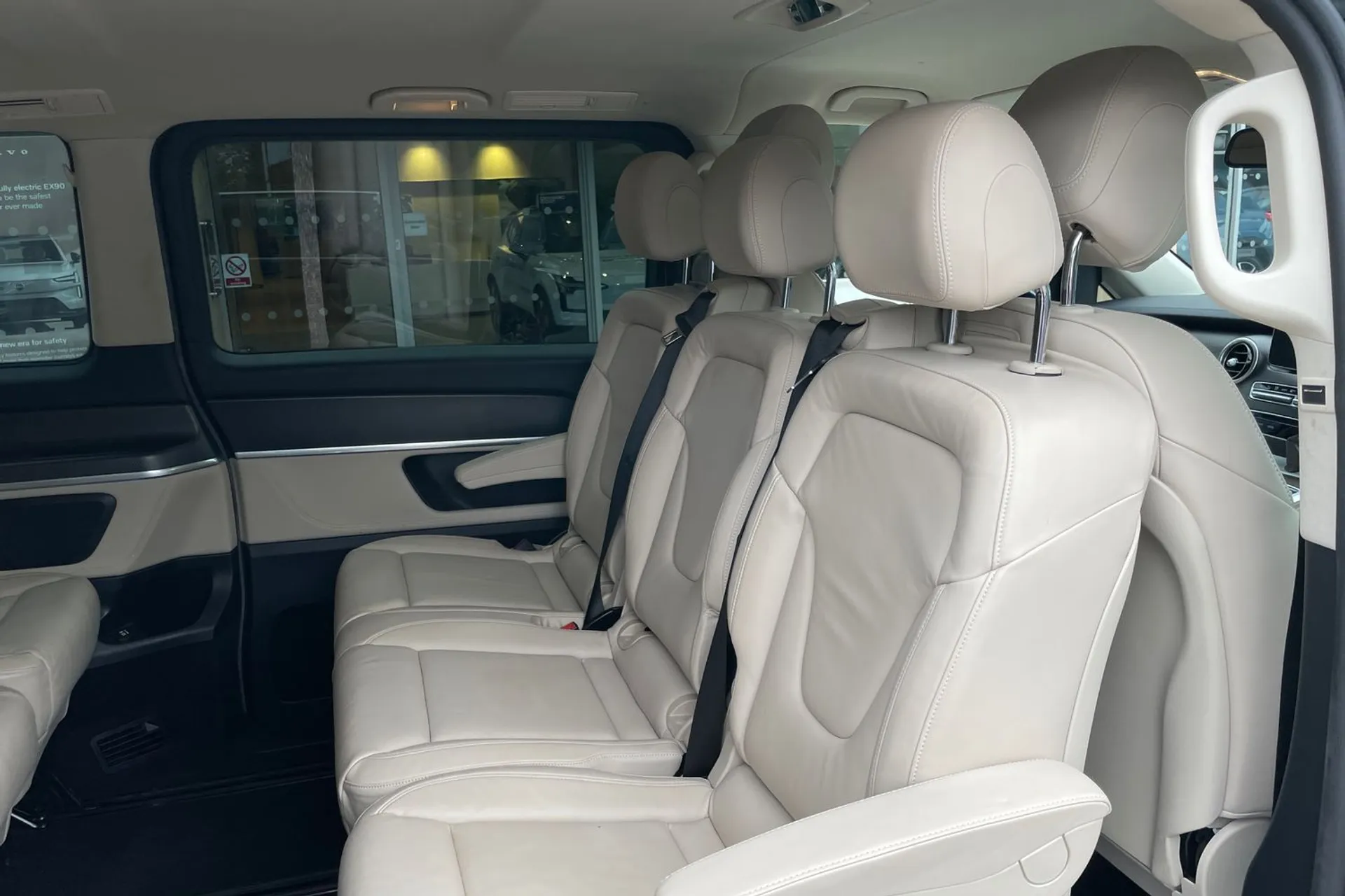 MERCEDES-BENZ V CLASS thumbnail image number 22