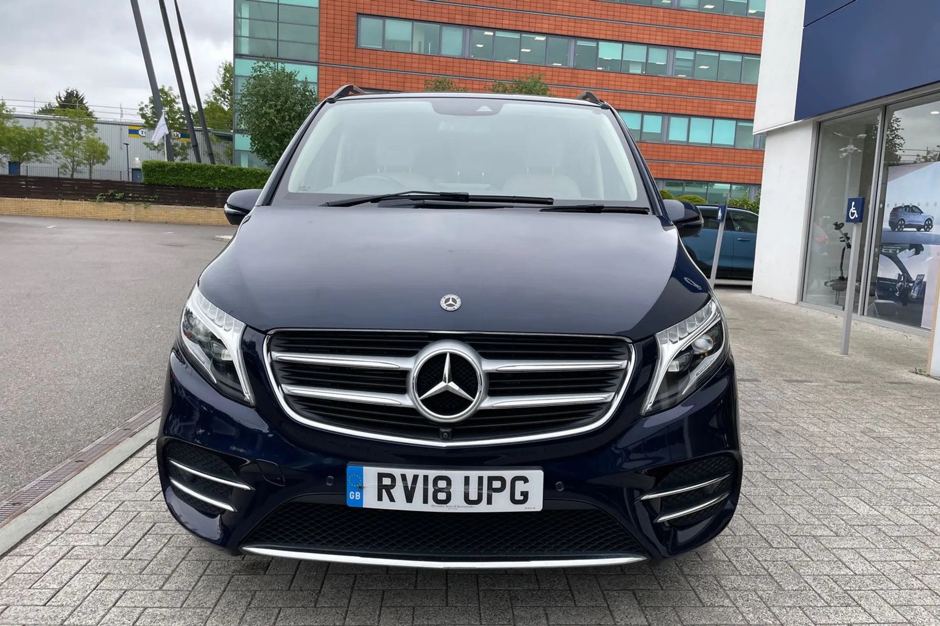 MERCEDES-BENZ V CLASS thumbnail image number 12
