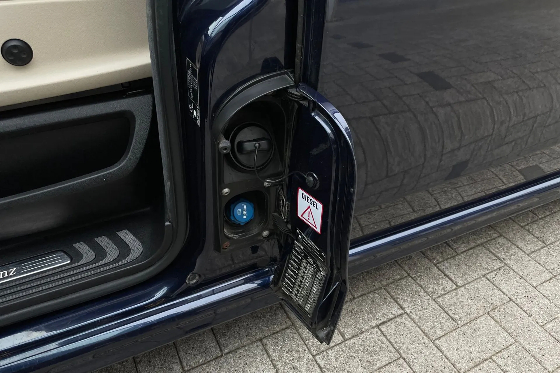 MERCEDES-BENZ V CLASS thumbnail image number 18