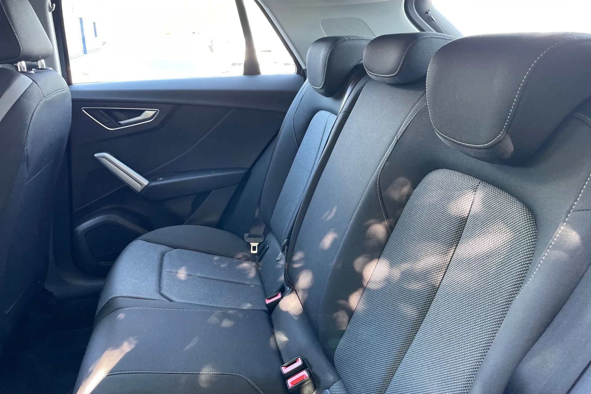 Audi Q2 thumbnail image number 30