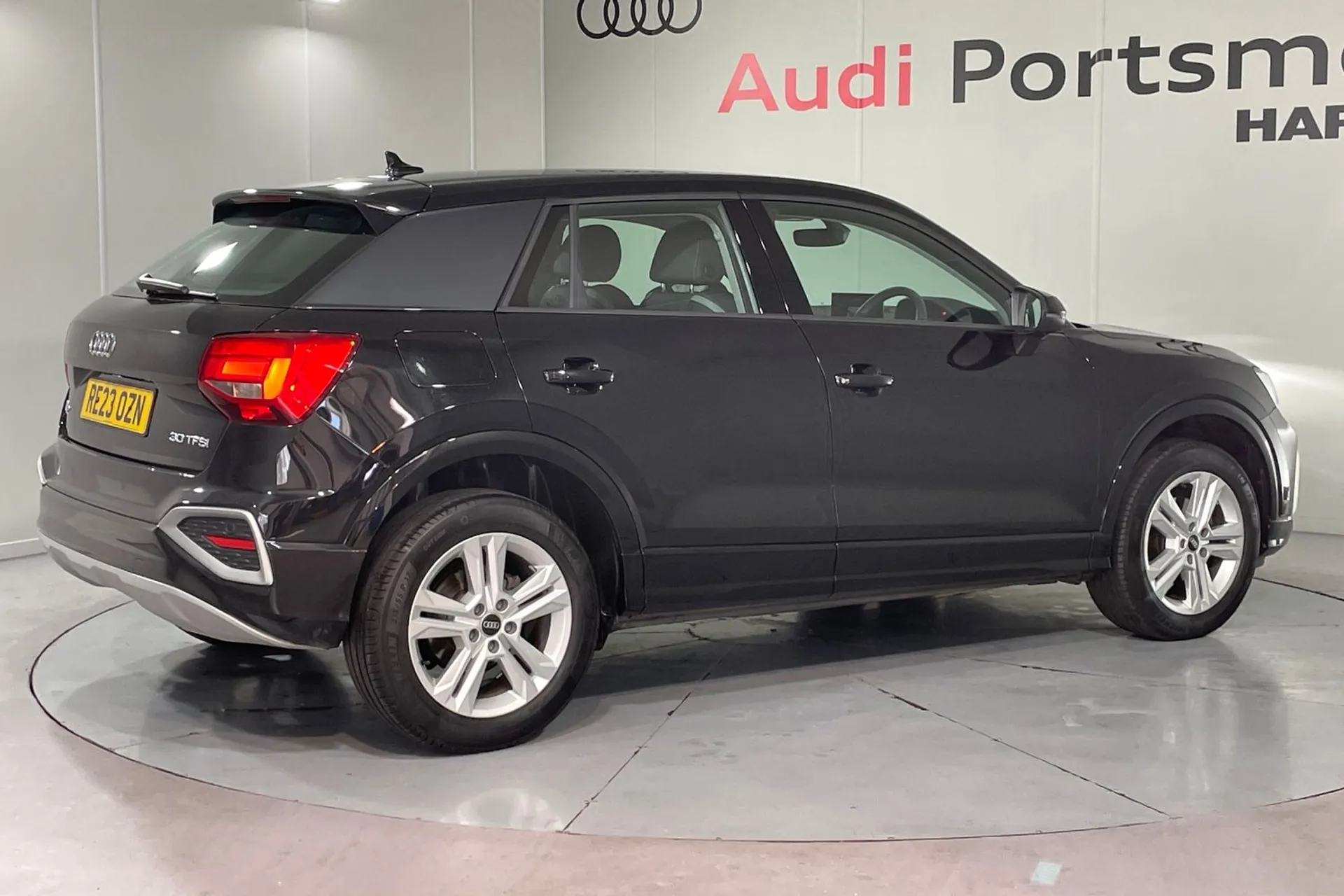 Audi Q2 thumbnail image number 11