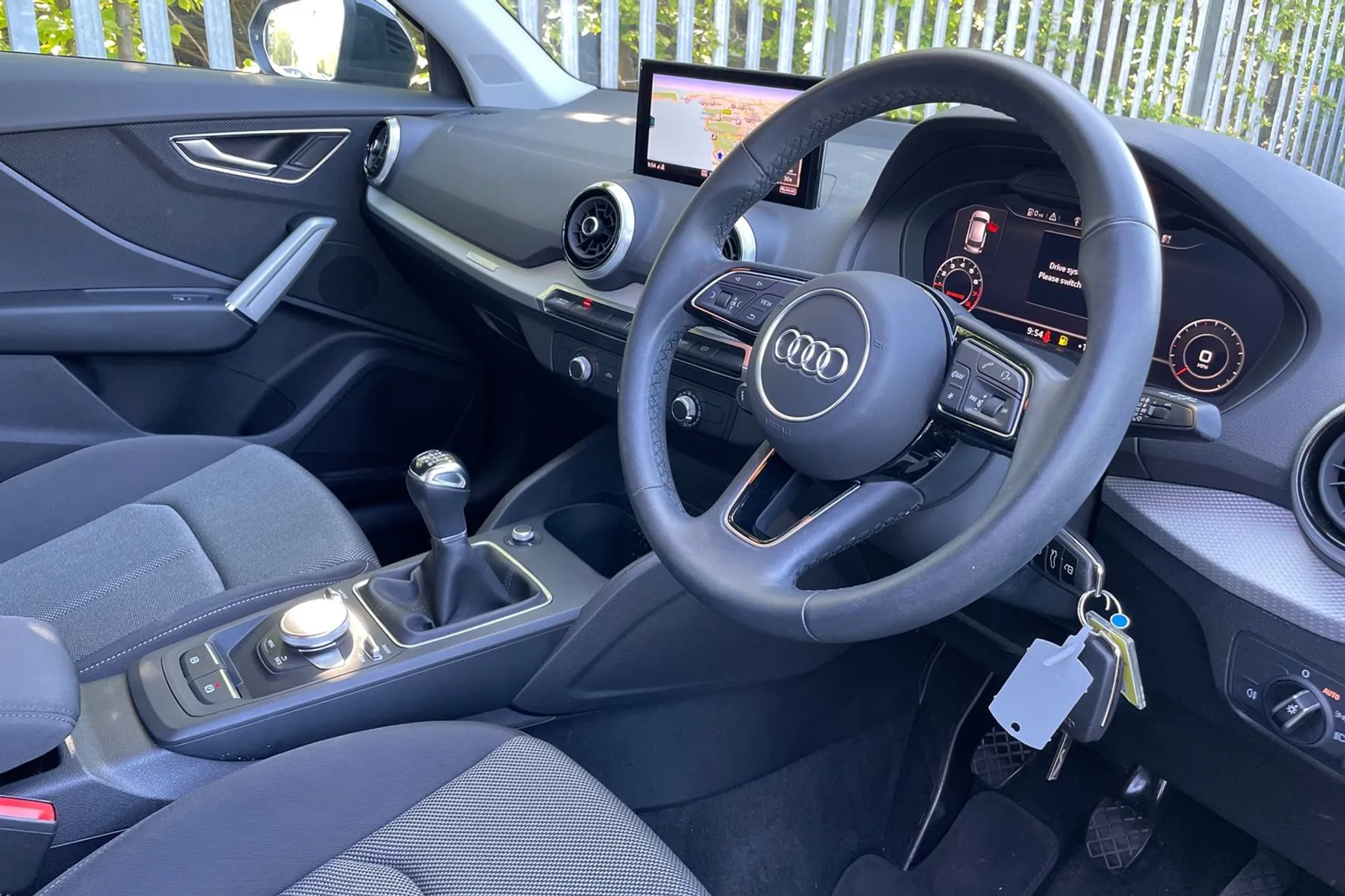 Audi Q2 thumbnail image number 25