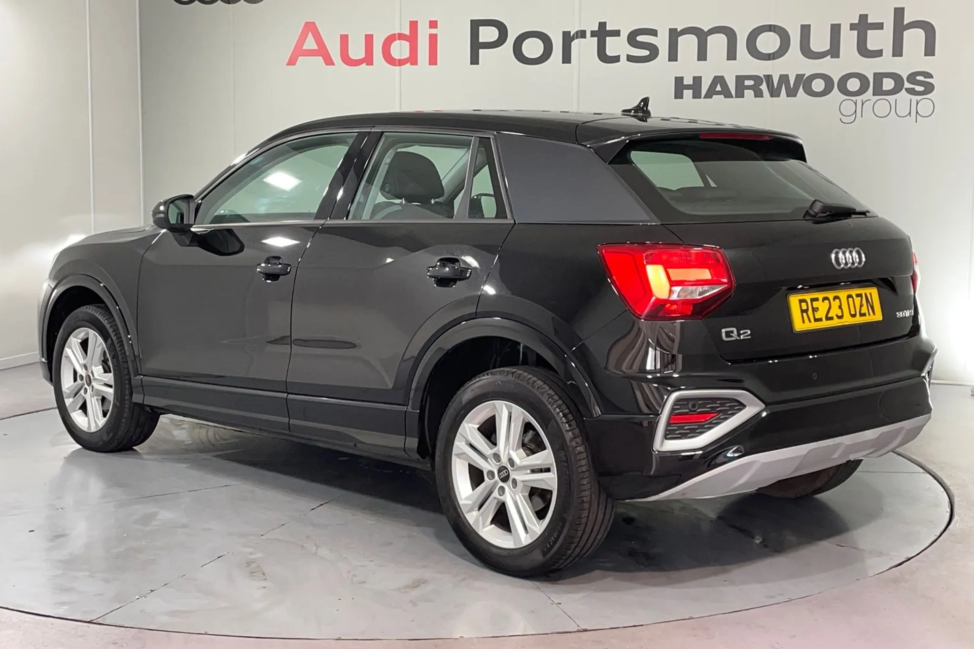 Audi Q2 thumbnail image number 7