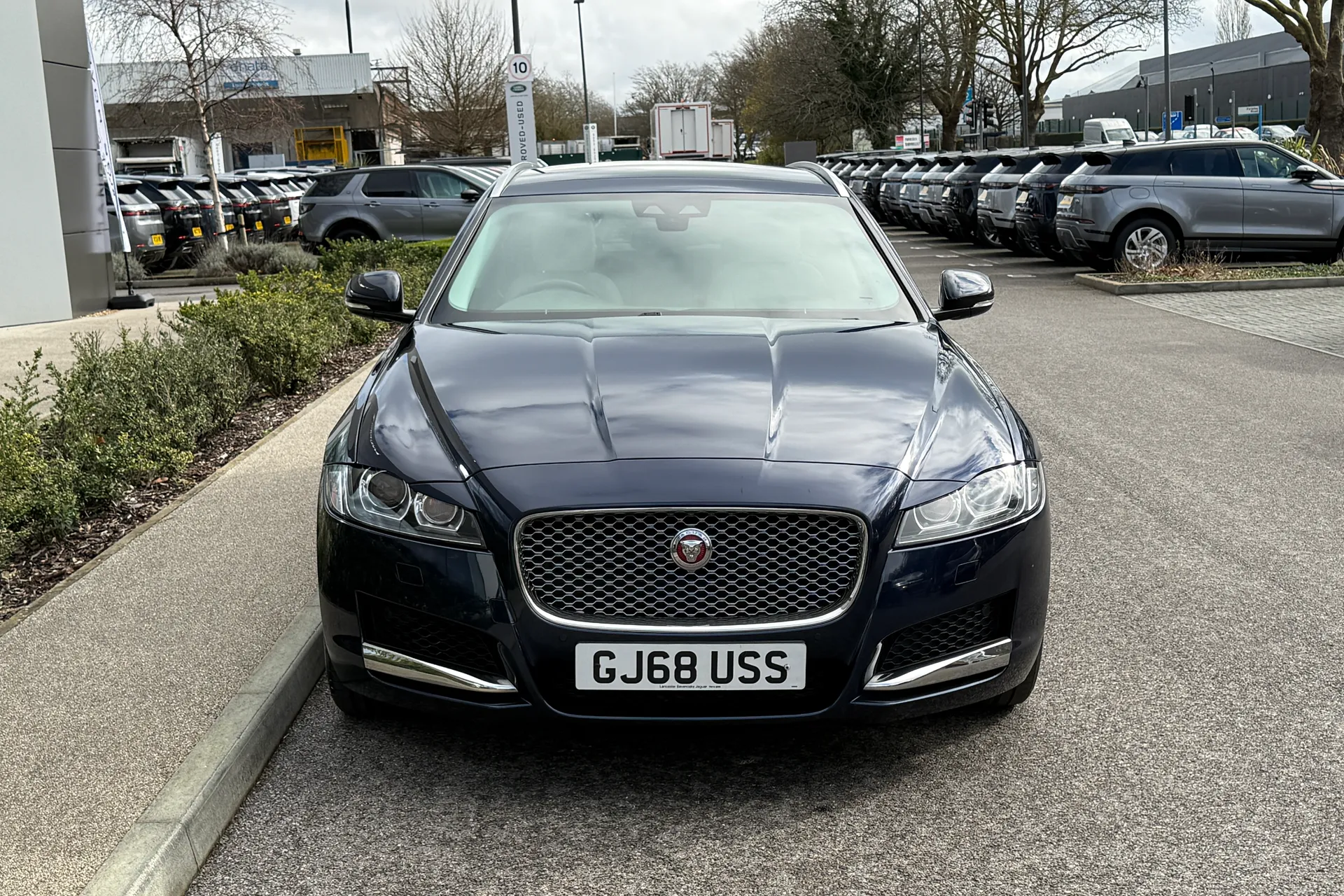 Jaguar XF thumbnail image number 12