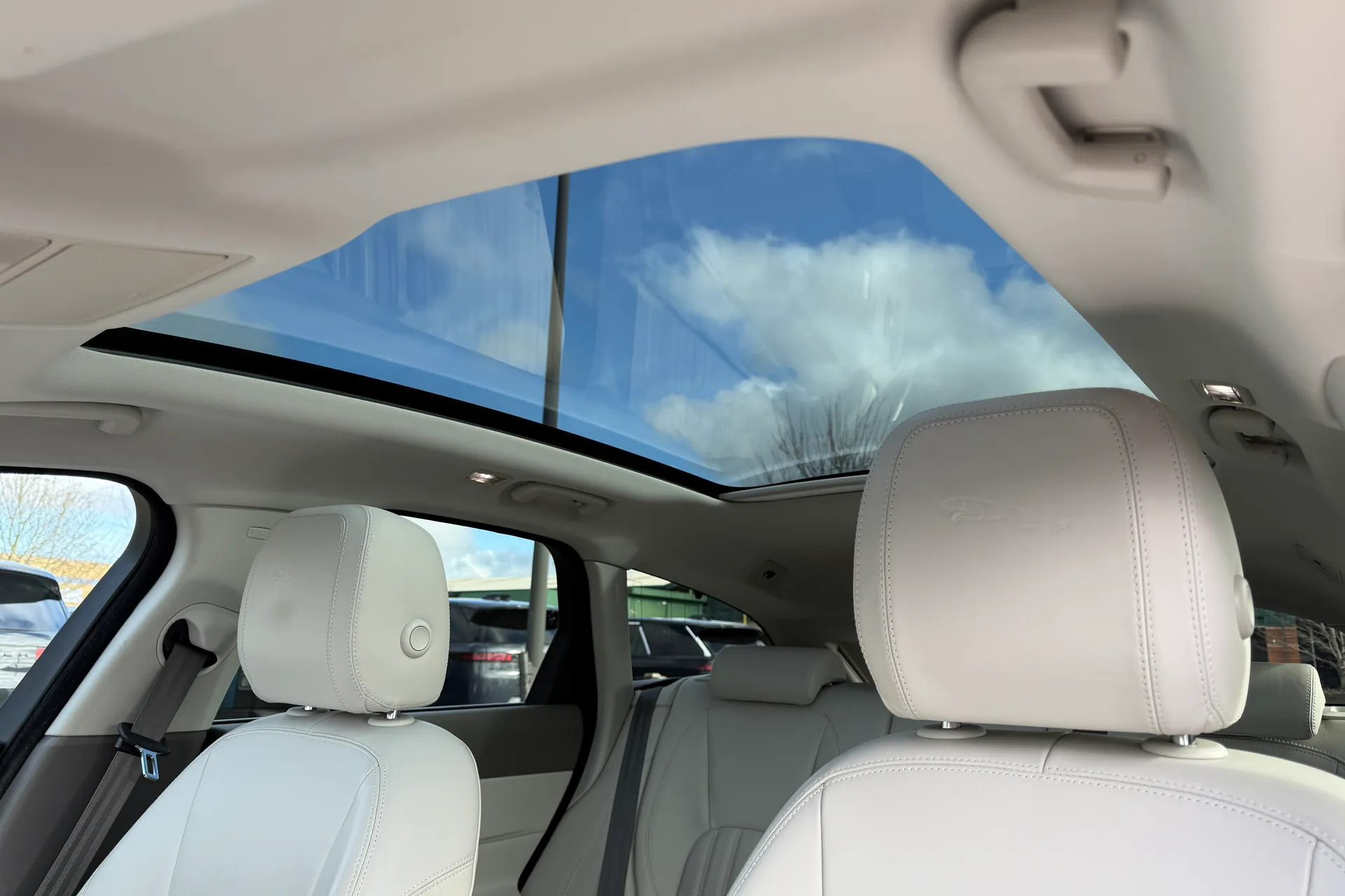 Jaguar XF thumbnail image number 5