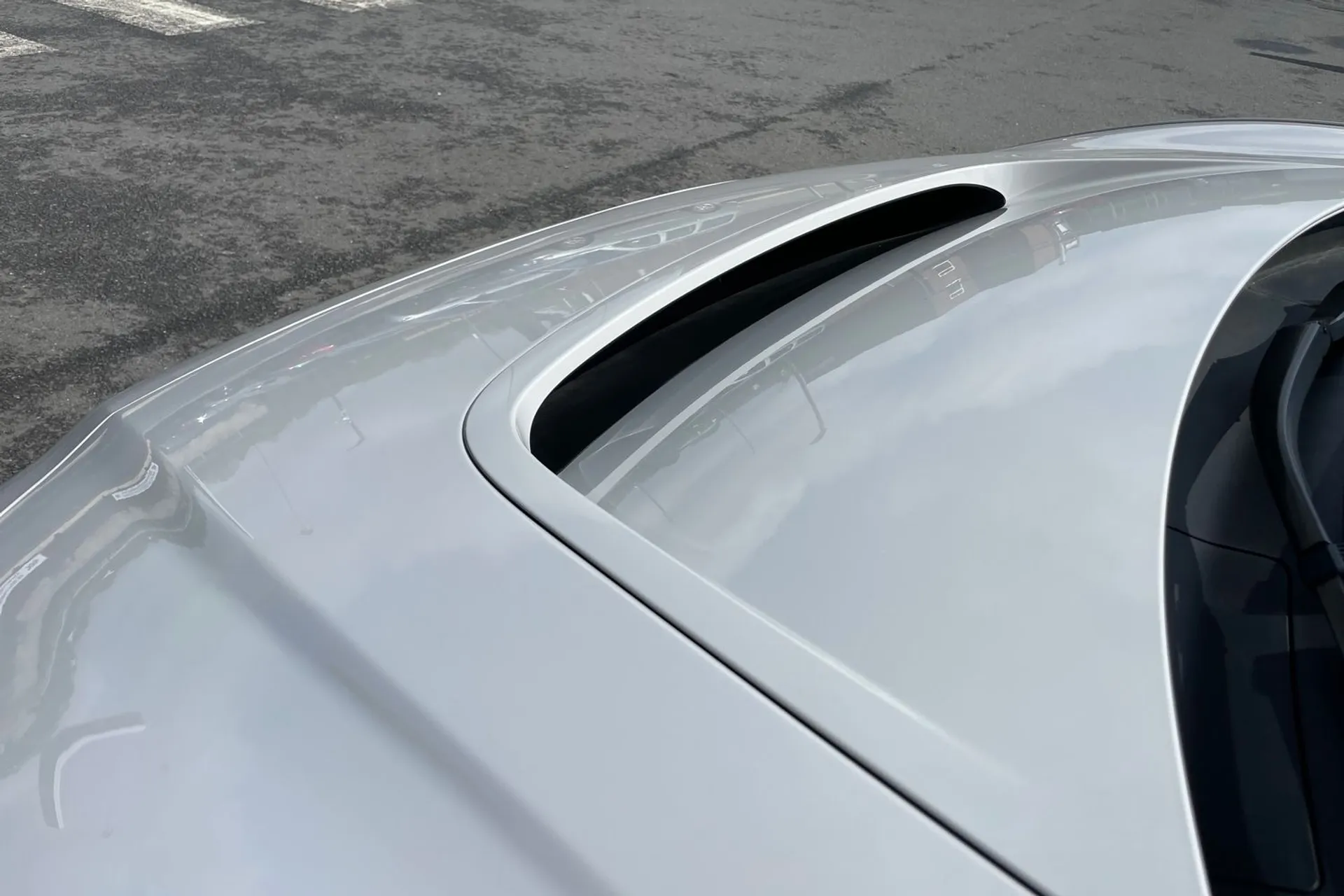Jaguar I-PACE thumbnail image number 25