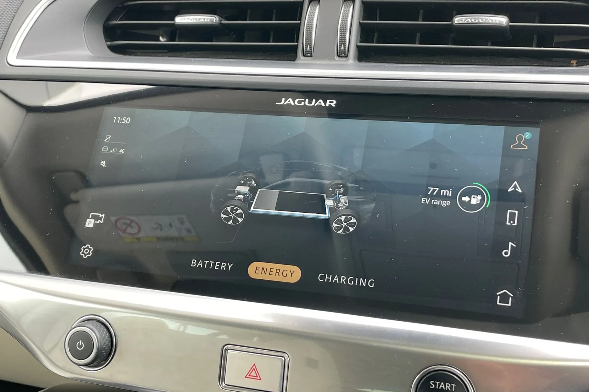 Jaguar I-PACE thumbnail image number 13