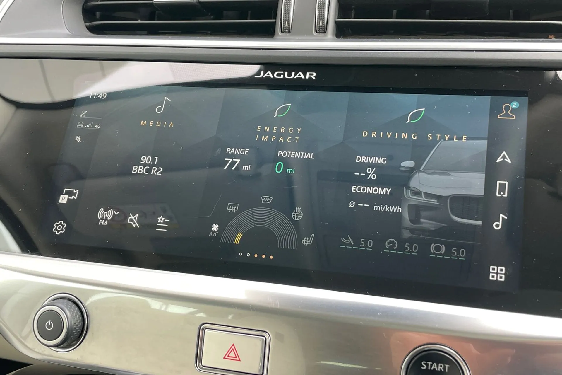 Jaguar I-PACE thumbnail image number 63