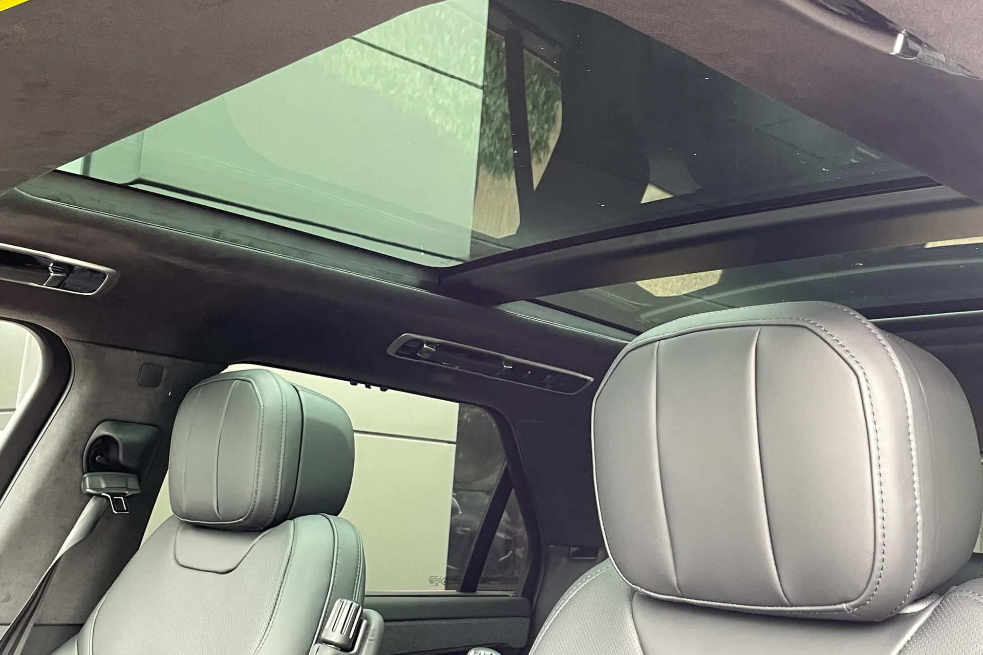 LAND ROVER RANGE ROVER SPORT thumbnail image number 38