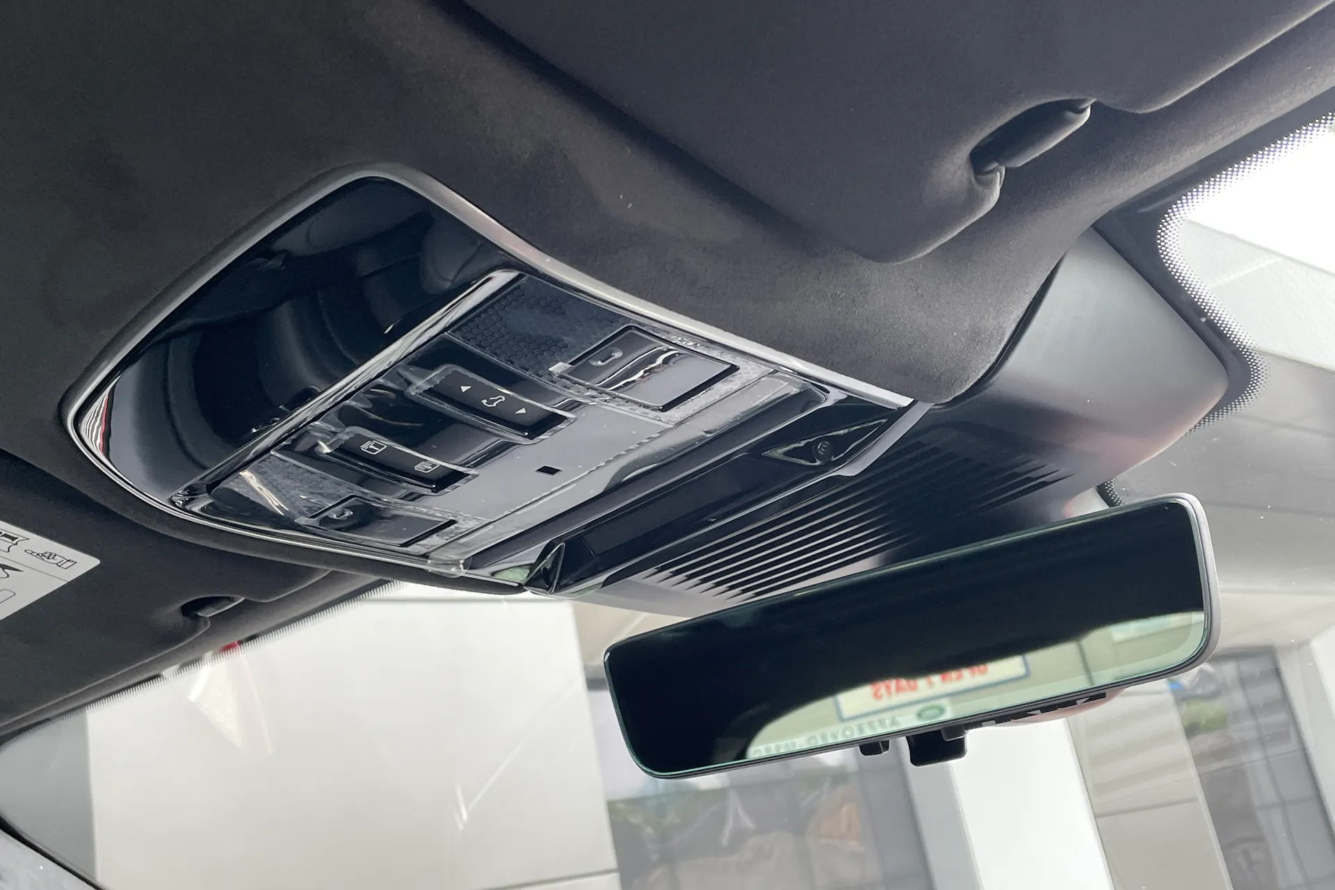 LAND ROVER RANGE ROVER SPORT thumbnail image number 51
