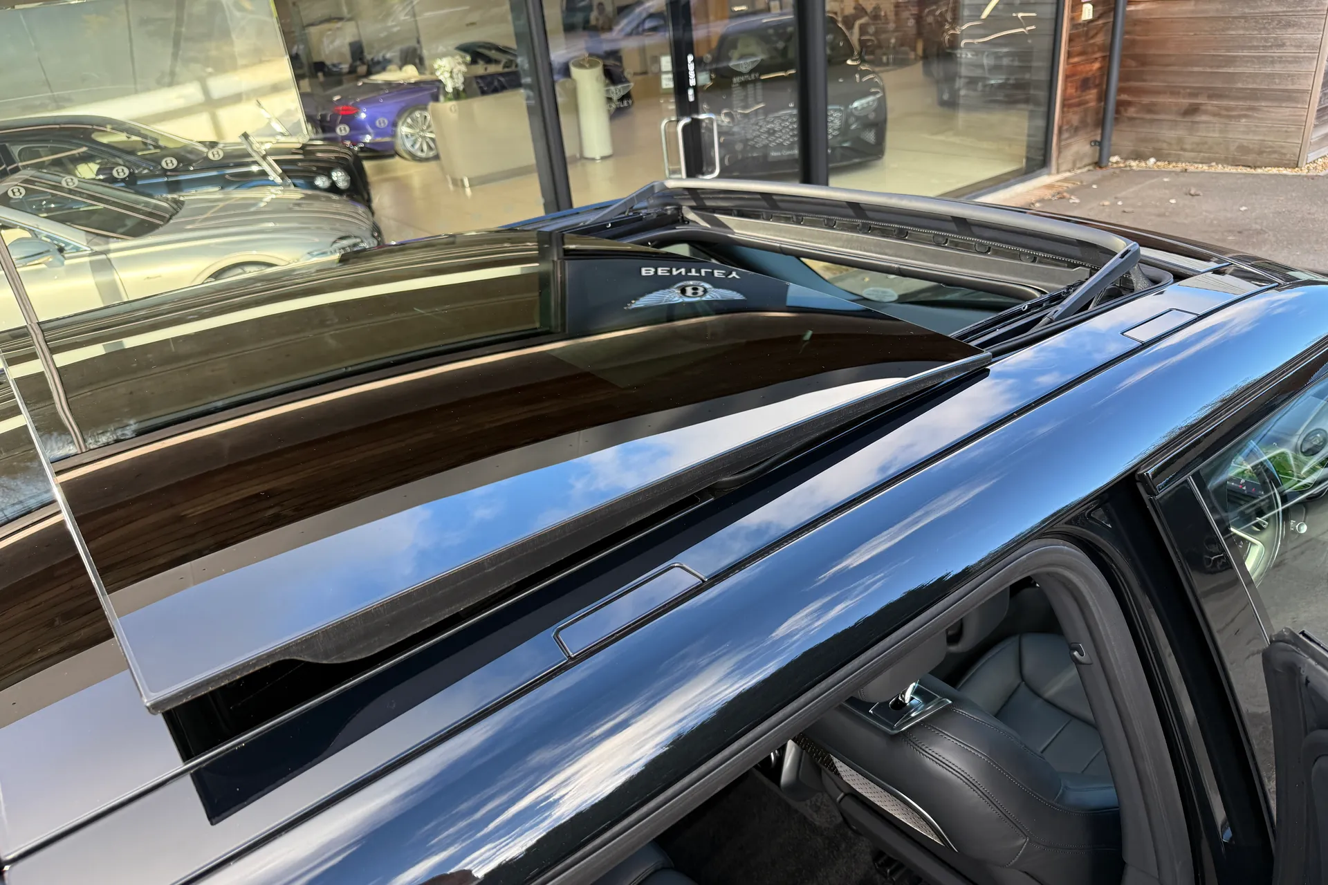 LAND ROVER RANGE ROVER thumbnail image number 28