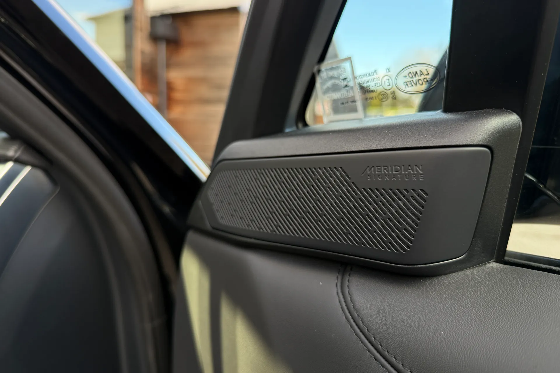 LAND ROVER RANGE ROVER thumbnail image number 18