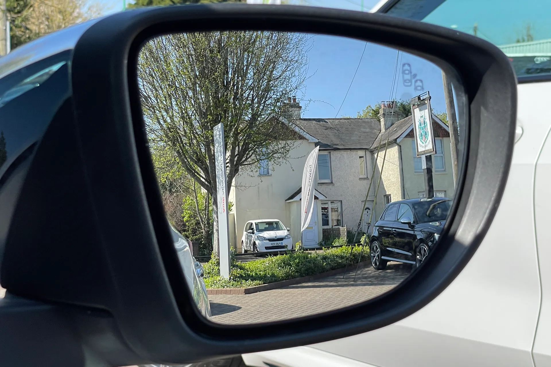 NISSAN LEAF thumbnail image number 45