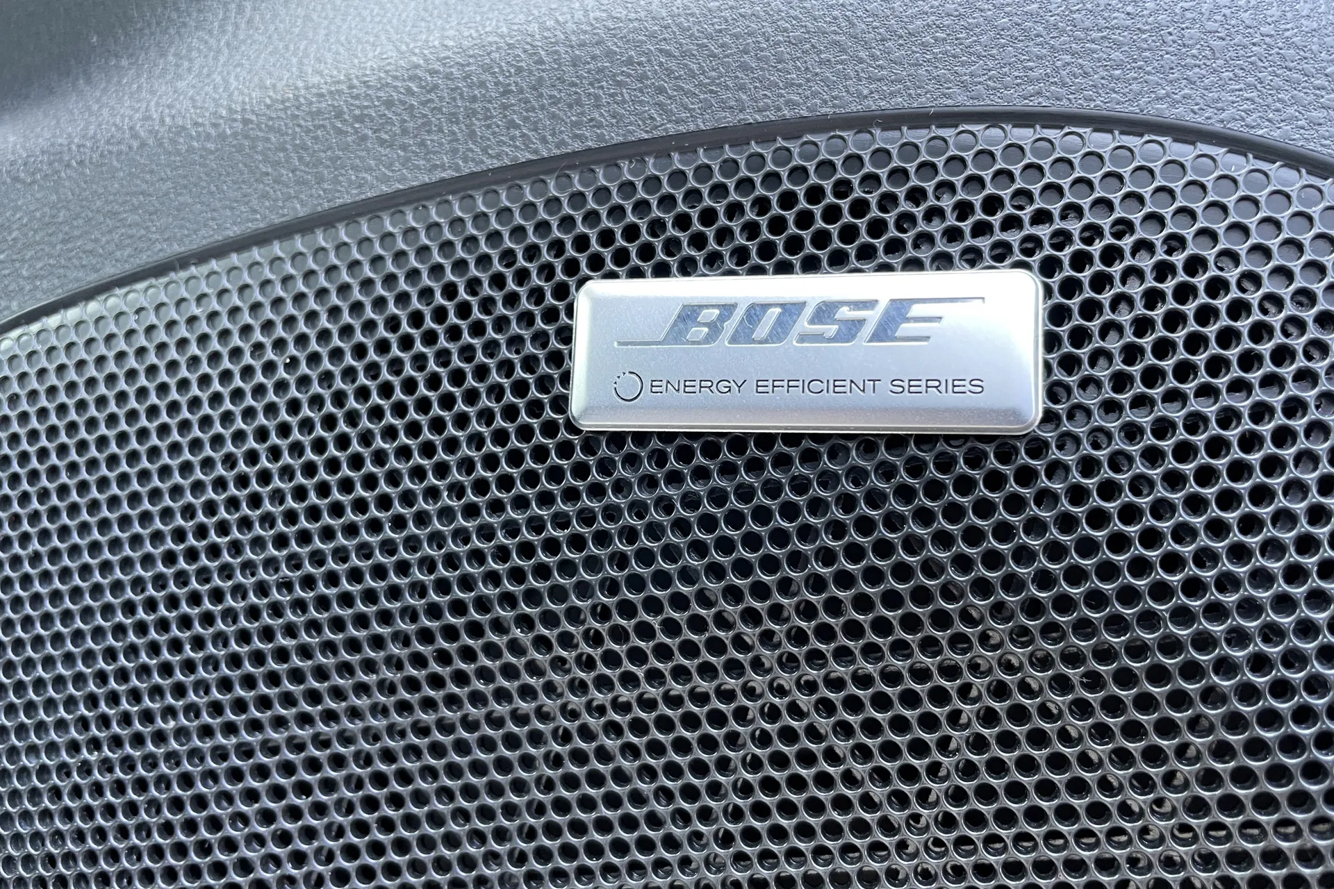 NISSAN LEAF thumbnail image number 12