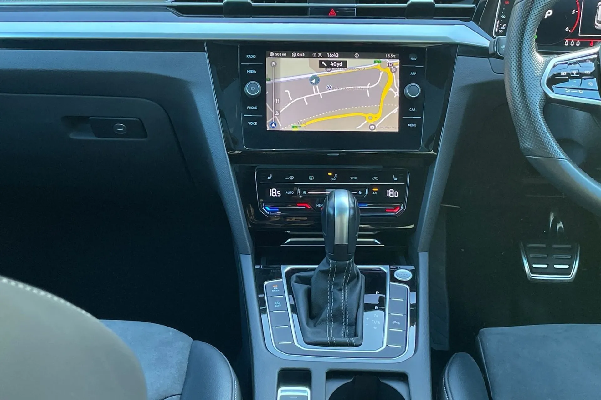 VOLKSWAGEN ARTEON thumbnail image number 37