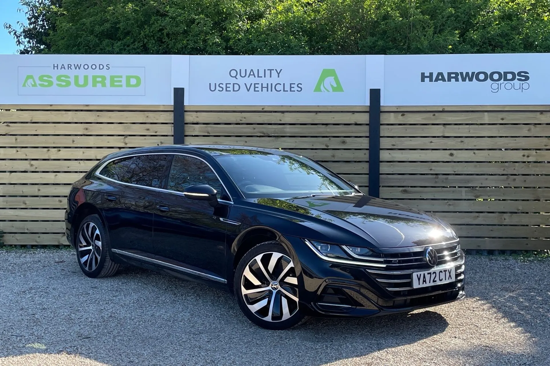 VOLKSWAGEN ARTEON focused image
