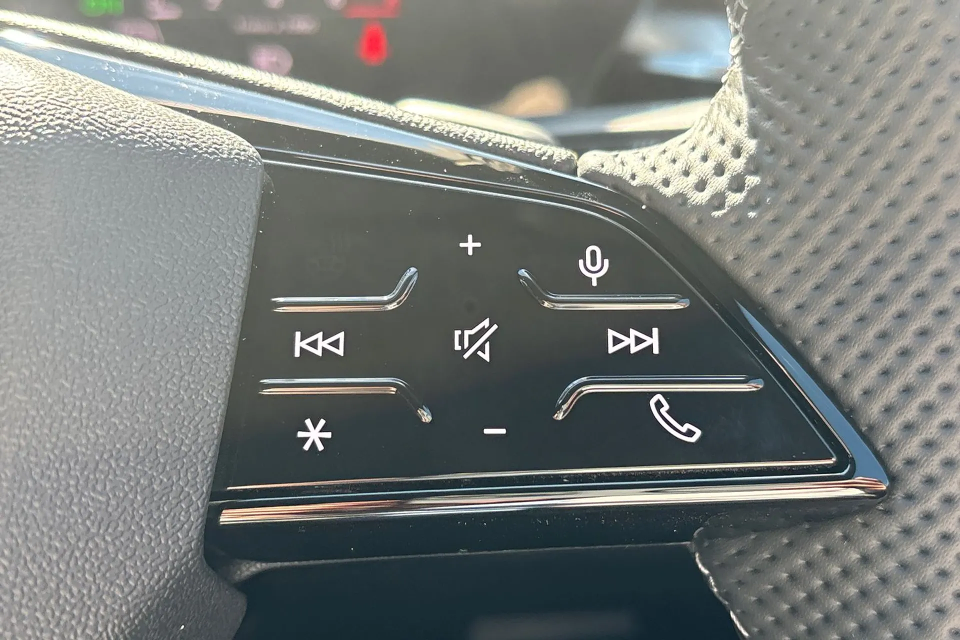 Audi A5 thumbnail image number 40